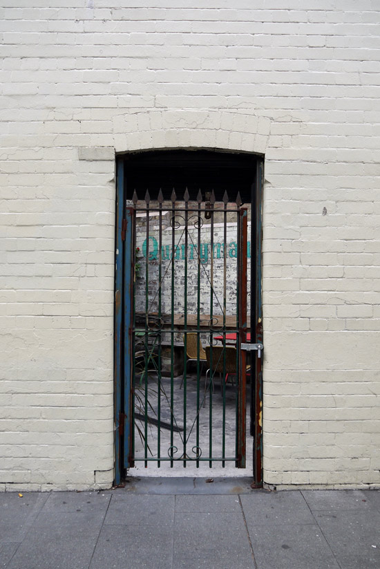 Sydney, Door at Pyrmont Bridge Rd, April 2014 Sydney, Door at Pyrmont Bridge Rd