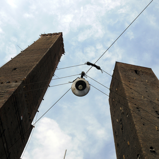 Bologna, Ansinelli tower, juil. 2014 Bologna, Ansinelli tower