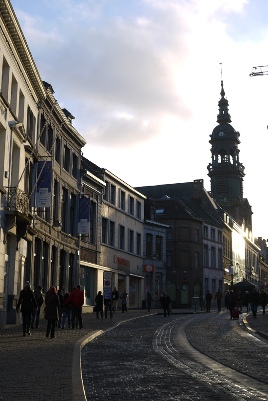 Mons 2015, rue Nimy, jan. 2015 Mons 2015, rue Nimy