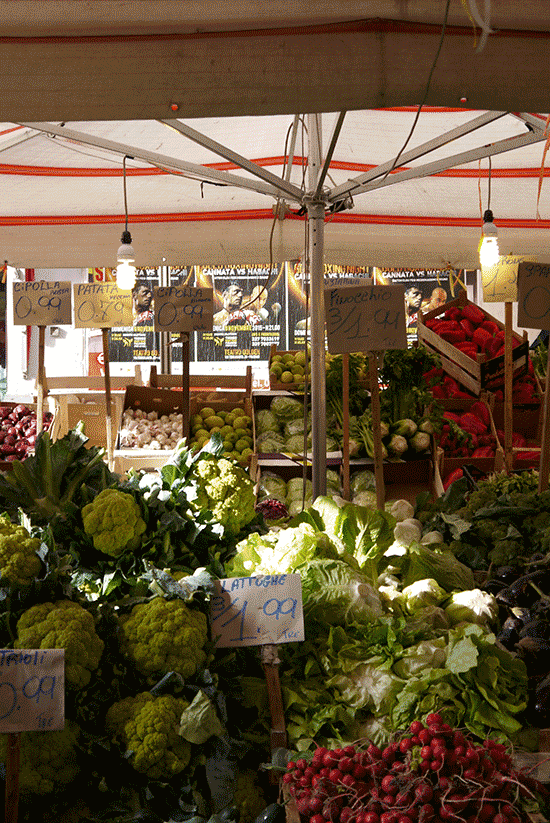Palermo, vegetables at Ballaro market, oct. 2015 Palermo, vegetables at Ballaro market