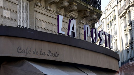 Typographies parisiennes, Café de la Poste, rue Marcadet, avr. 2015 Typographies parisiennes, Café de la Poste, rue Marcadet